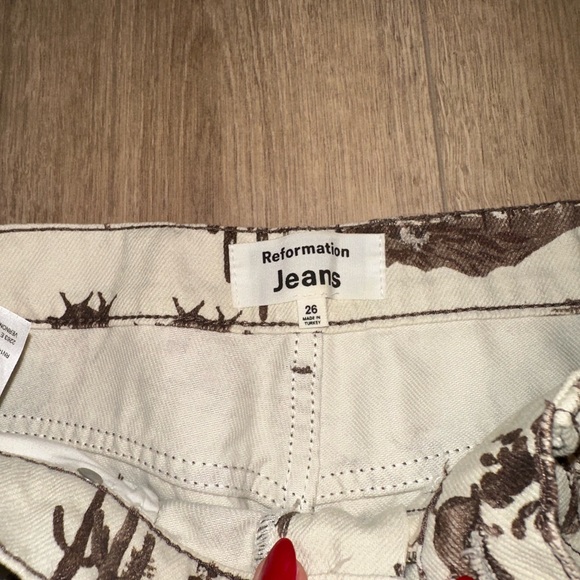 Reformation Sonora Desert Print Straight Leg Jeans Size 26 “Desert Sand” Wash - Picture 7 of 11